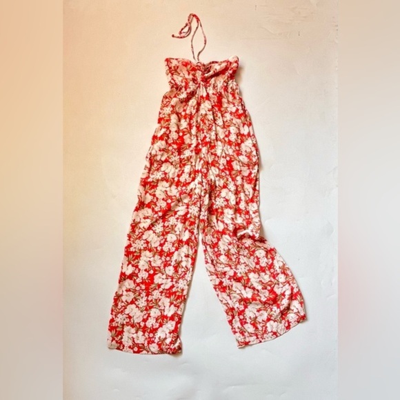AMERICAN EAGLE RED SUMMER FLORAL PANTS JUMPER - Picture 1 of 6